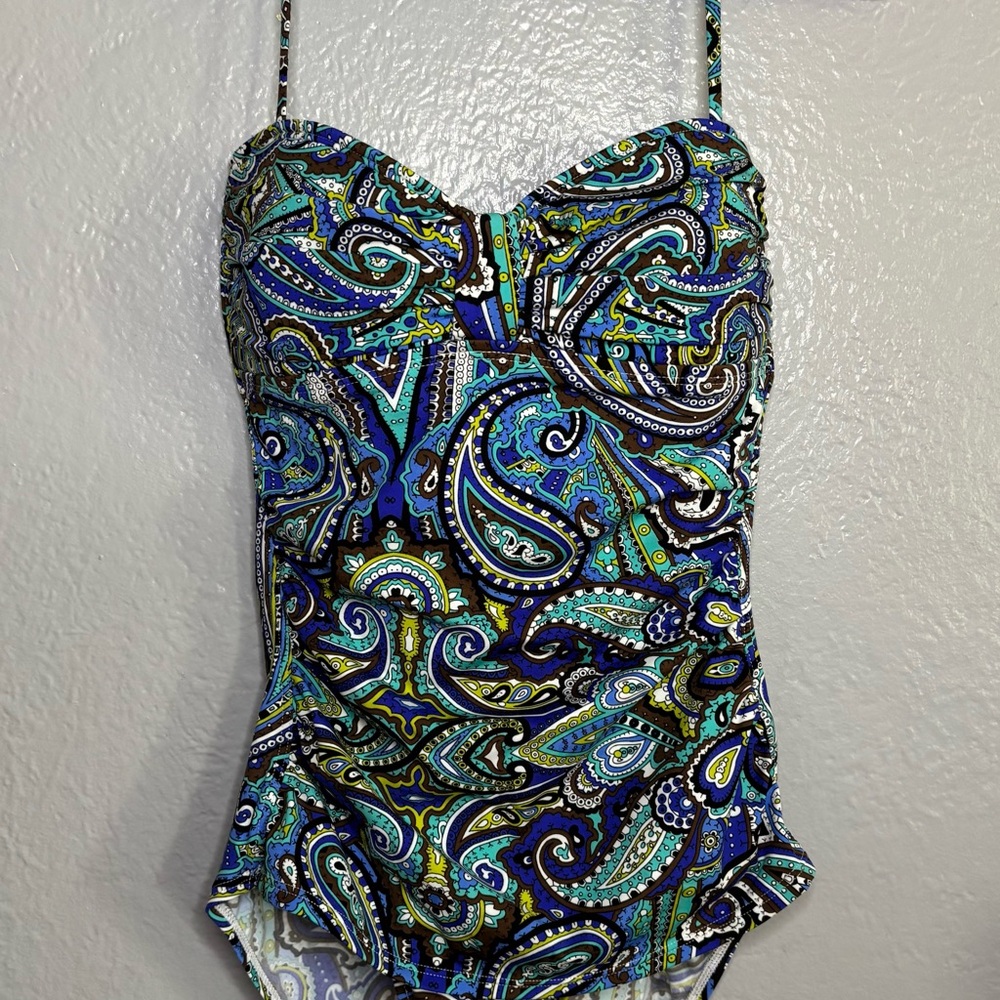 Tommy Bahamas paisley paradise bandini swimsuit. Womens 10 Blue White Padded